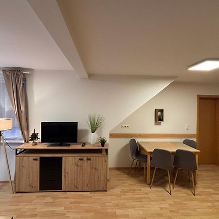 Anita Apartment 5 Flattach Luaran gambar